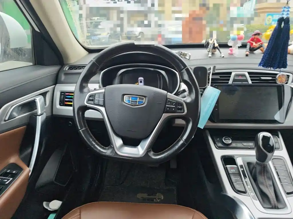Geely Boyue — миниатюра 6