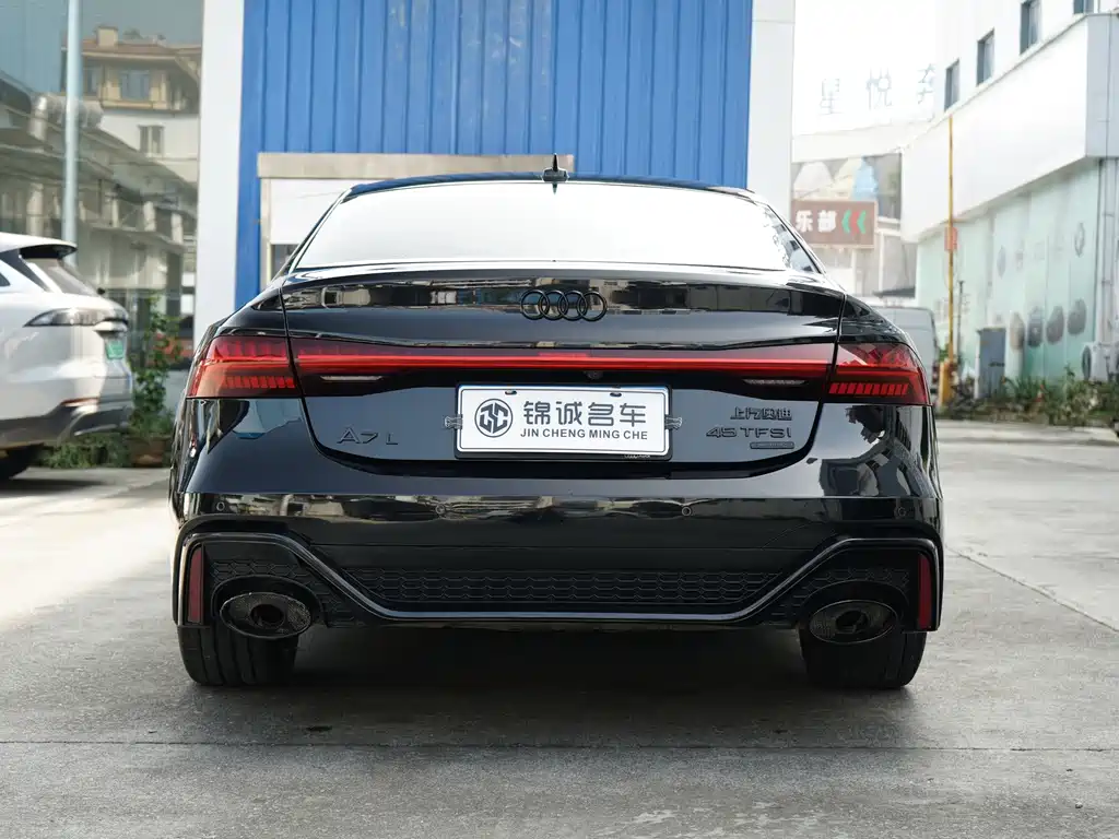 Audi A7L — миниатюра 8