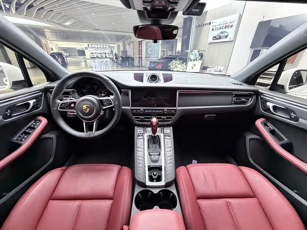 Porsche Macan — миниатюра 20
