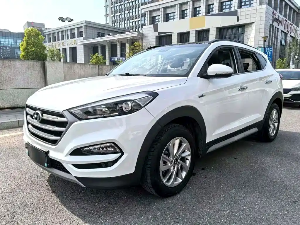 Hyundai Tucson — миниатюра 25