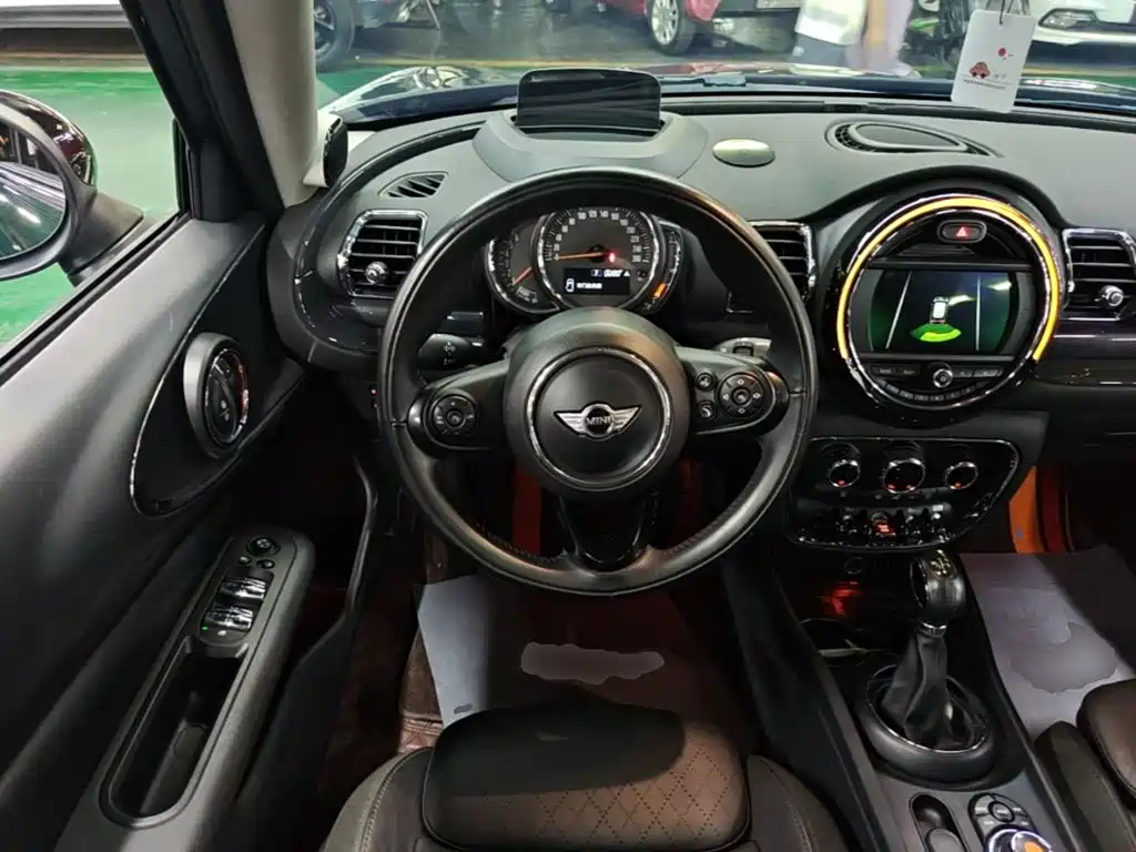 MINI Mini Clubman — миниатюра 11