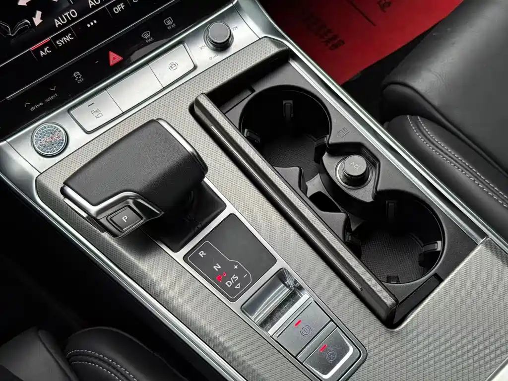 Audi A6L — миниатюра 9