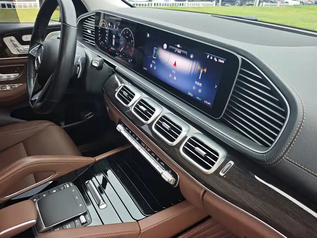 Mercedes-Benz GLE (Import) — миниатюра 16