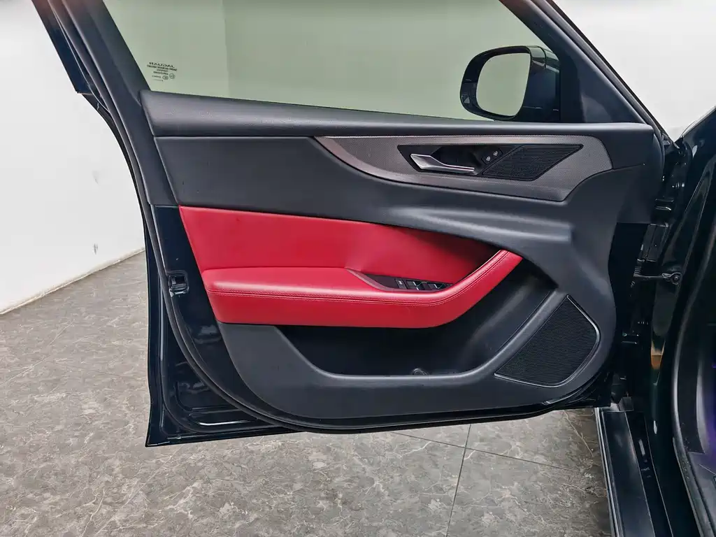 Jaguar XEL — миниатюра 19