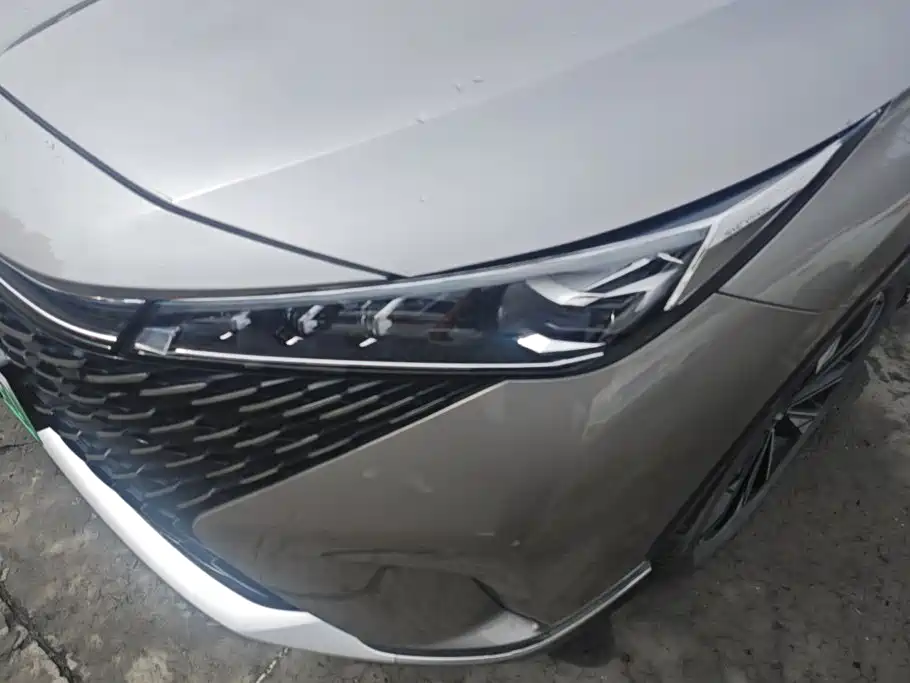 Roewe RX5 New Energy — миниатюра 5