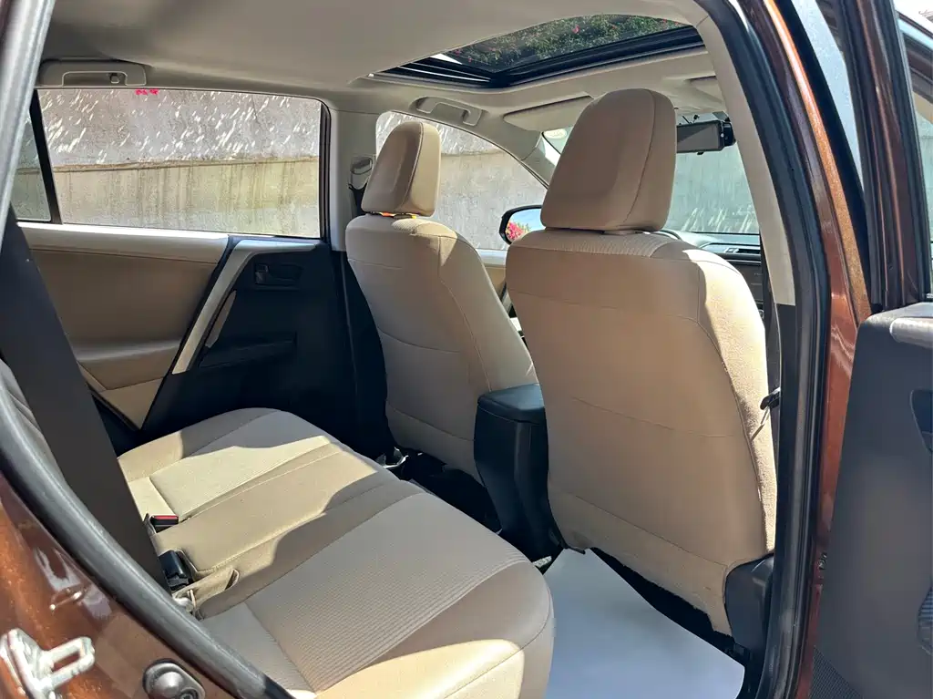 TOYOTA RAV4 RONGFANG