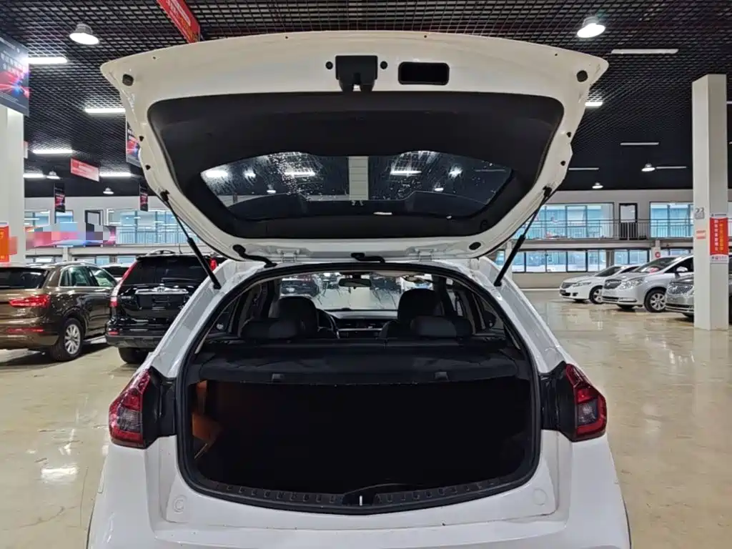 Geely Vision X3 — миниатюра 19