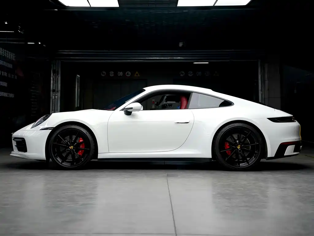 Porsche 911 2023 Carrera S 3.0T