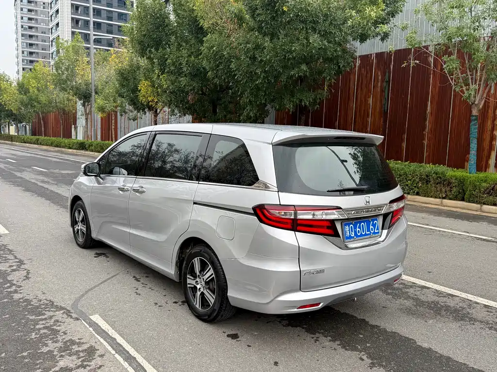 Honda Odyssey — миниатюра 20