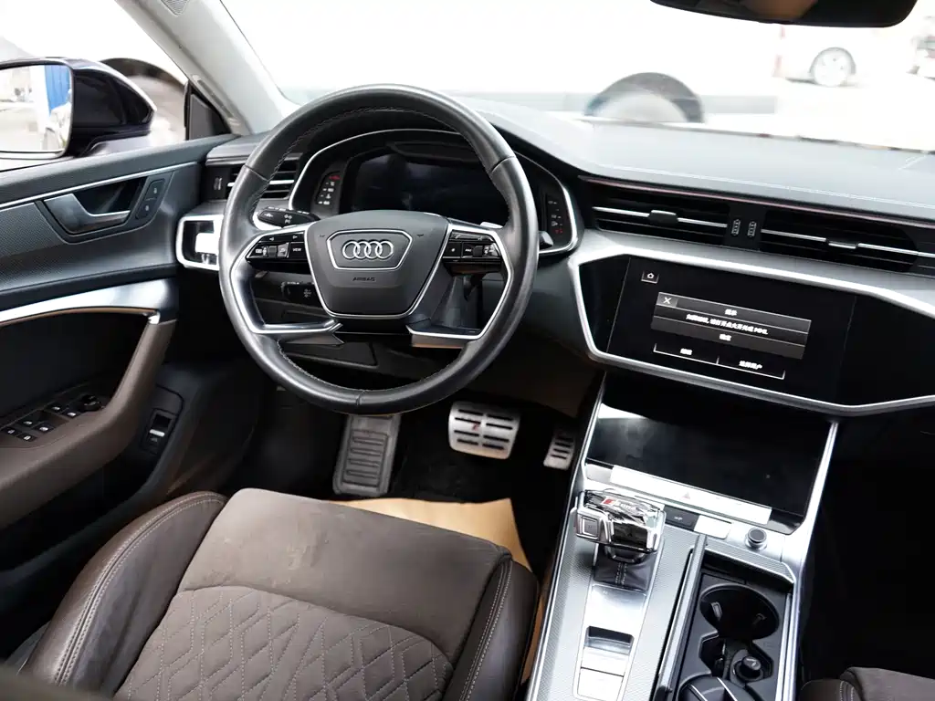 Audi A7L — миниатюра 15