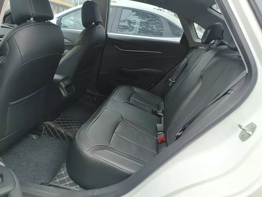 Buick Excelle — миниатюра 17