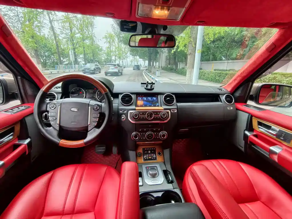 Land Rover Discovery — миниатюра 5