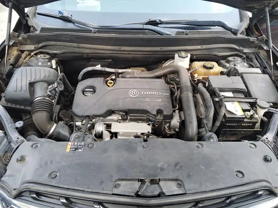 Buick Envision Plus — миниатюра 10