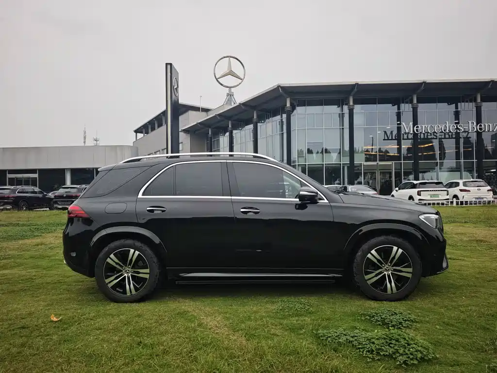 Mercedes-Benz GLE (Import) — миниатюра 4
