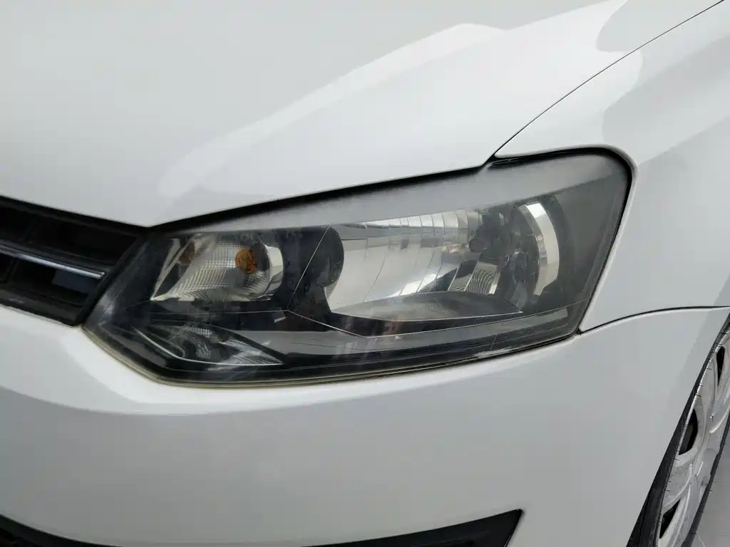 Volkswagen Polo — миниатюра 7