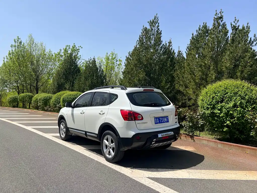 Nissan Qashqai 2012 2.0XV CVT 2WD