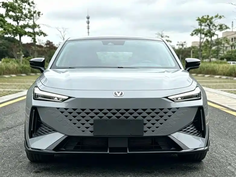 Changan UNI-V — миниатюра 2