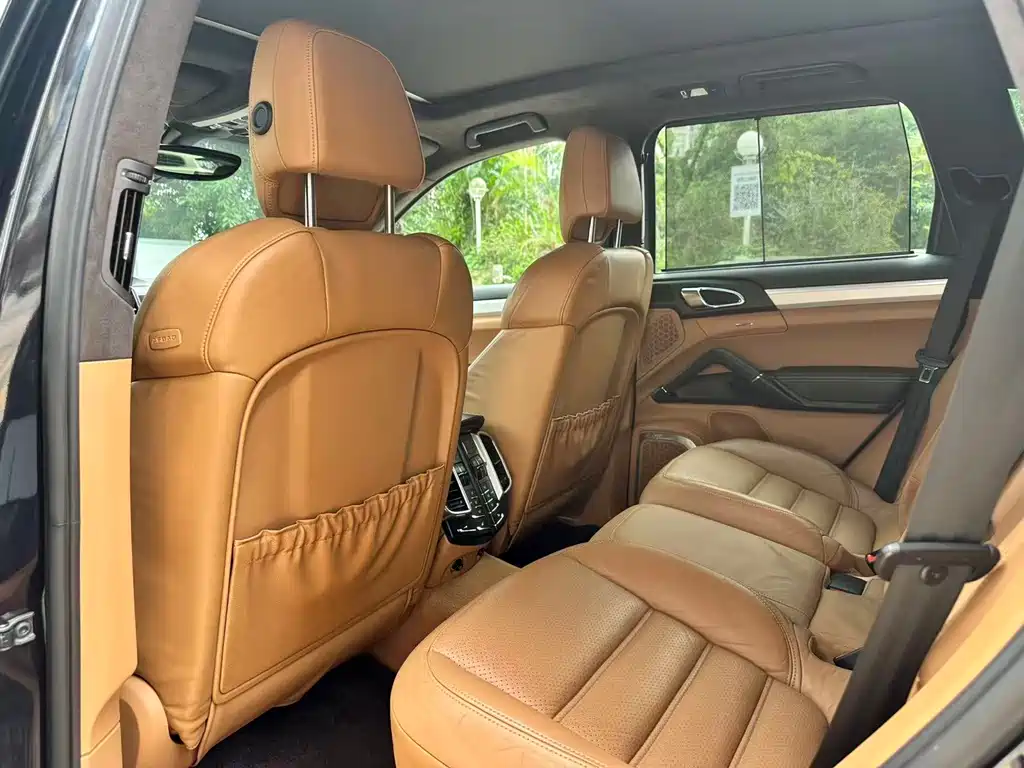 Porsche Cayenne 2011 Cayenne Turbo 4.8T
