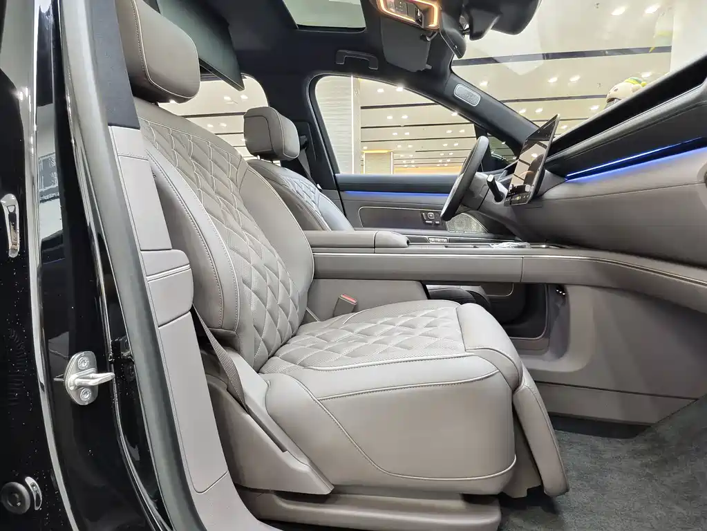 NIO ES8 — миниатюра 14