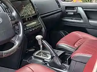 Toyota Land Cruiser — миниатюра 7