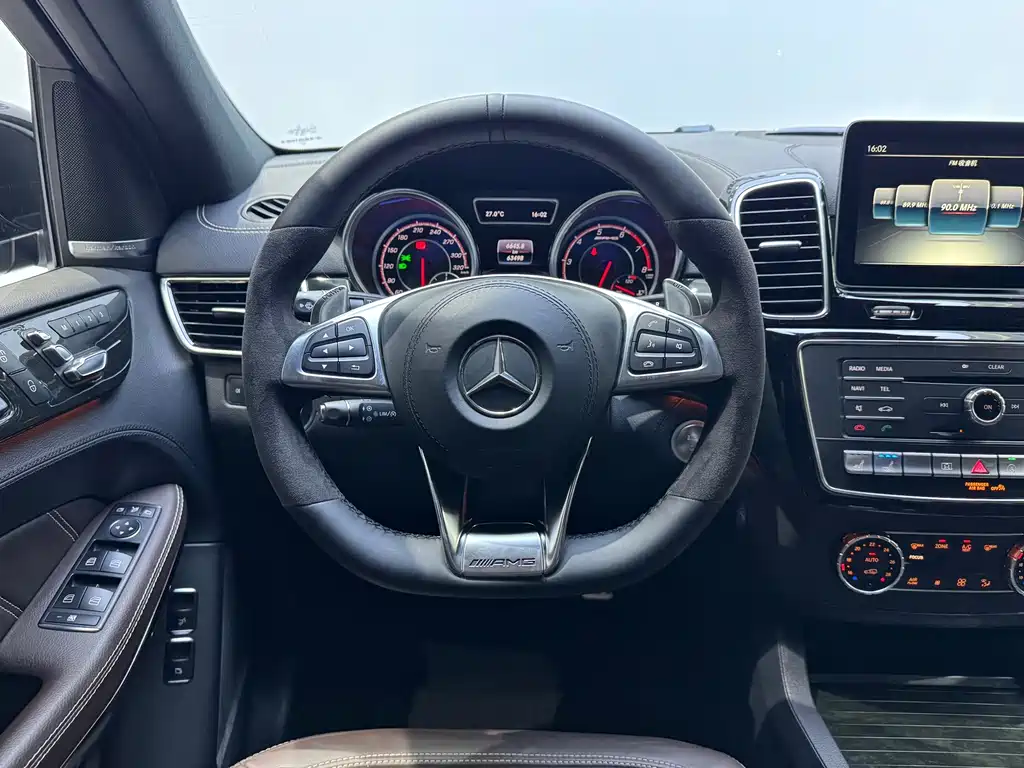 Mercedes-Benz GLS AMG — миниатюра 15