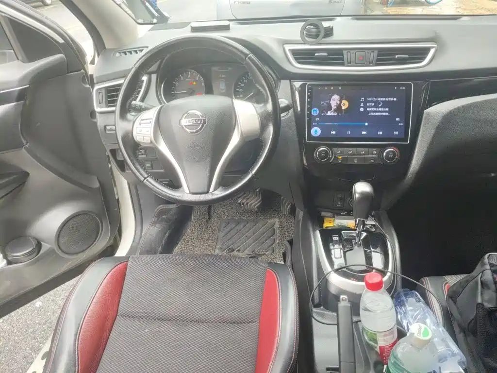 Nissan Qashqai — миниатюра 13