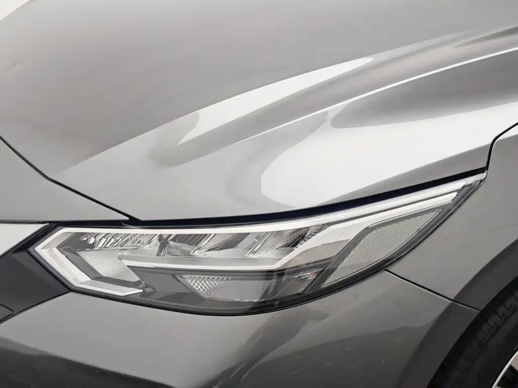 Nissan Sylphy — миниатюра 8