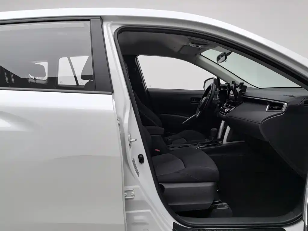 Toyota Frontlander — миниатюра 23