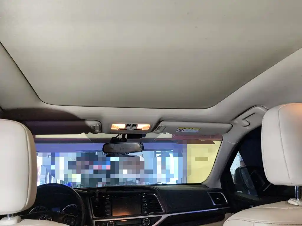 Toyota Highlander — миниатюра 14