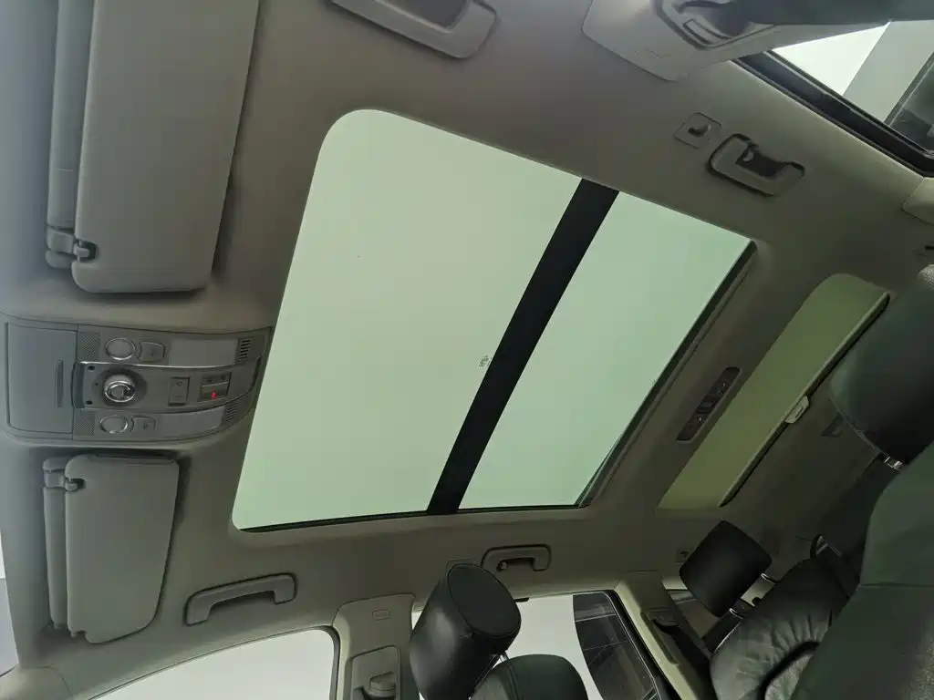 Audi Q7 — миниатюра 14