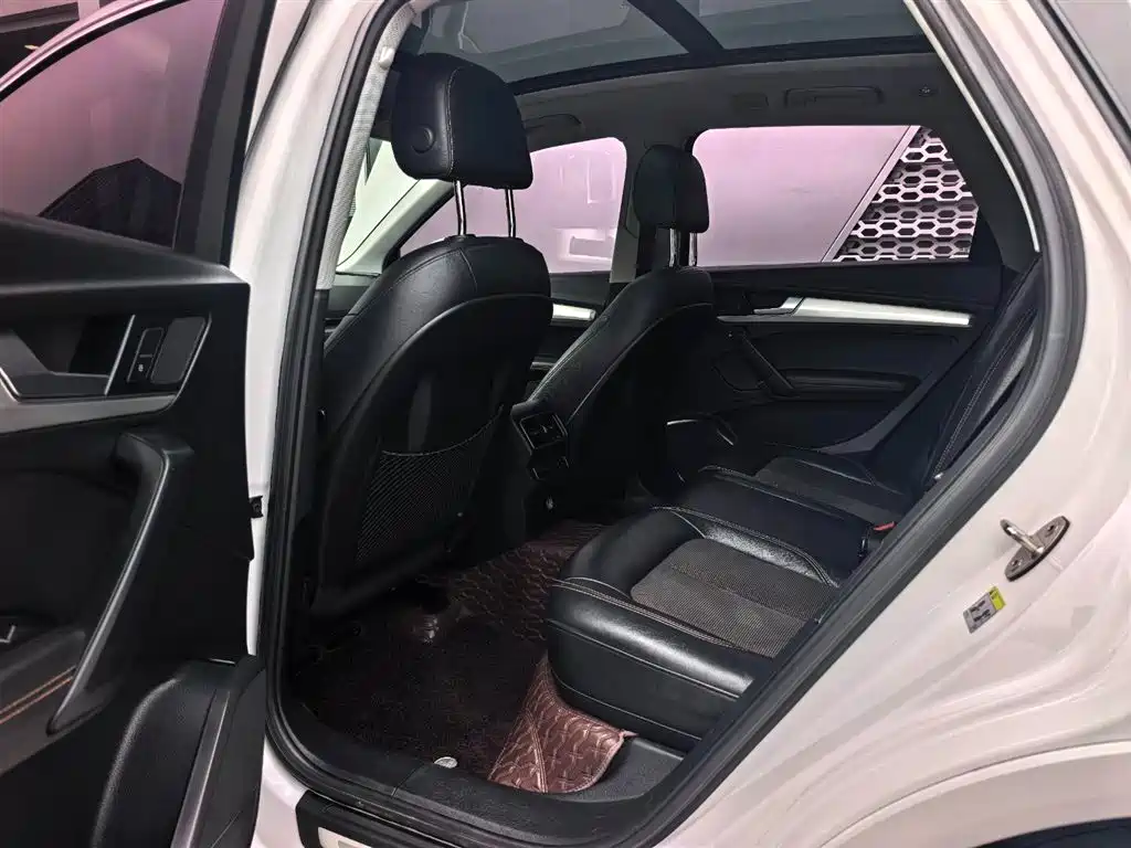 Audi Q5L — миниатюра 12