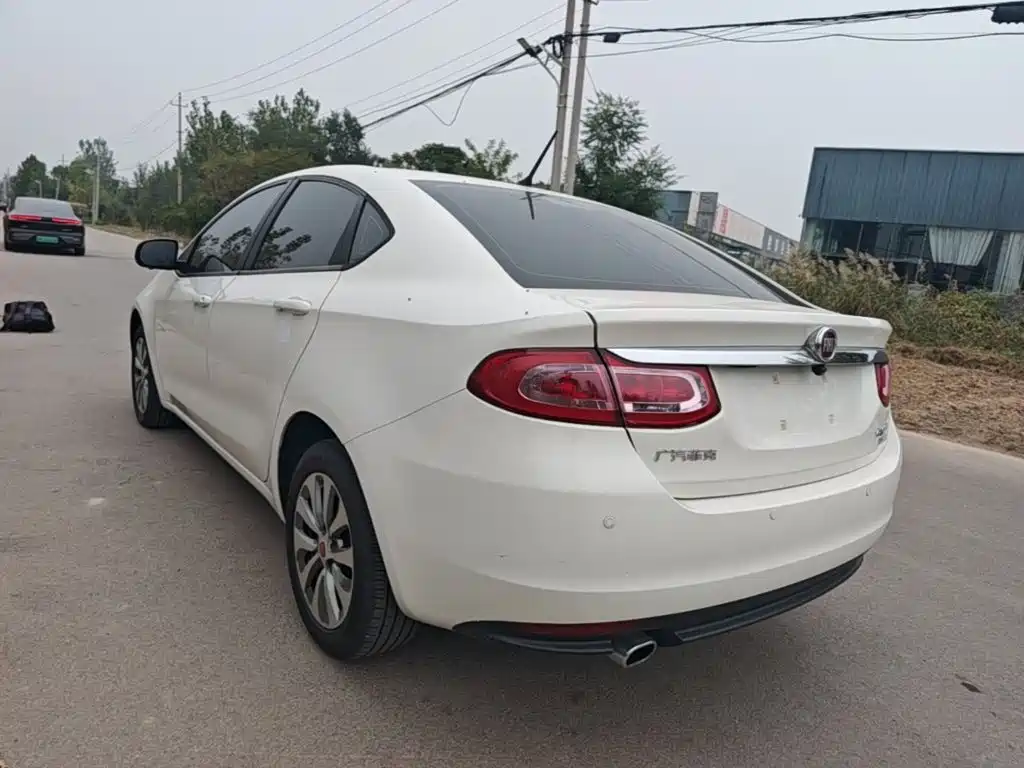 Fiat Viaggio — миниатюра 5