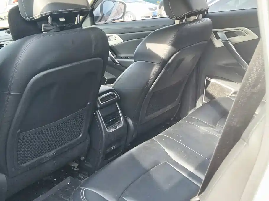 Geely Boyue — миниатюра 11