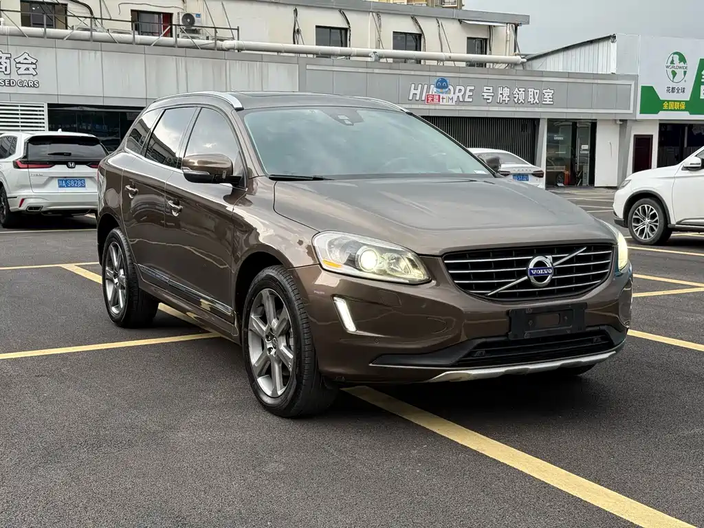 Volvo XC60 (Import) — миниатюра 3
