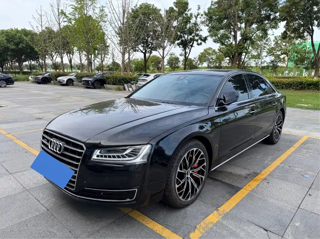 Audi A8