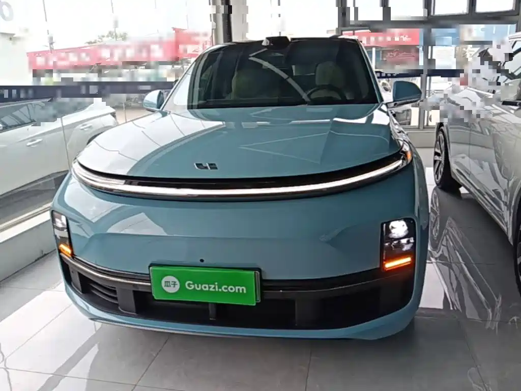 Li Auto Li L8 — миниатюра 3