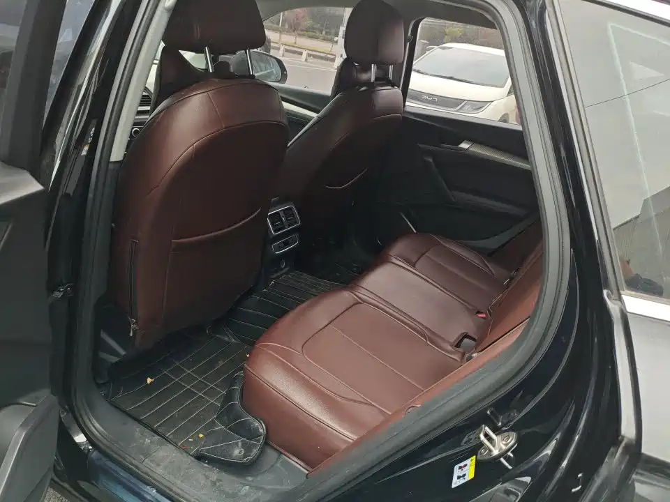 Audi Q5L — миниатюра 5
