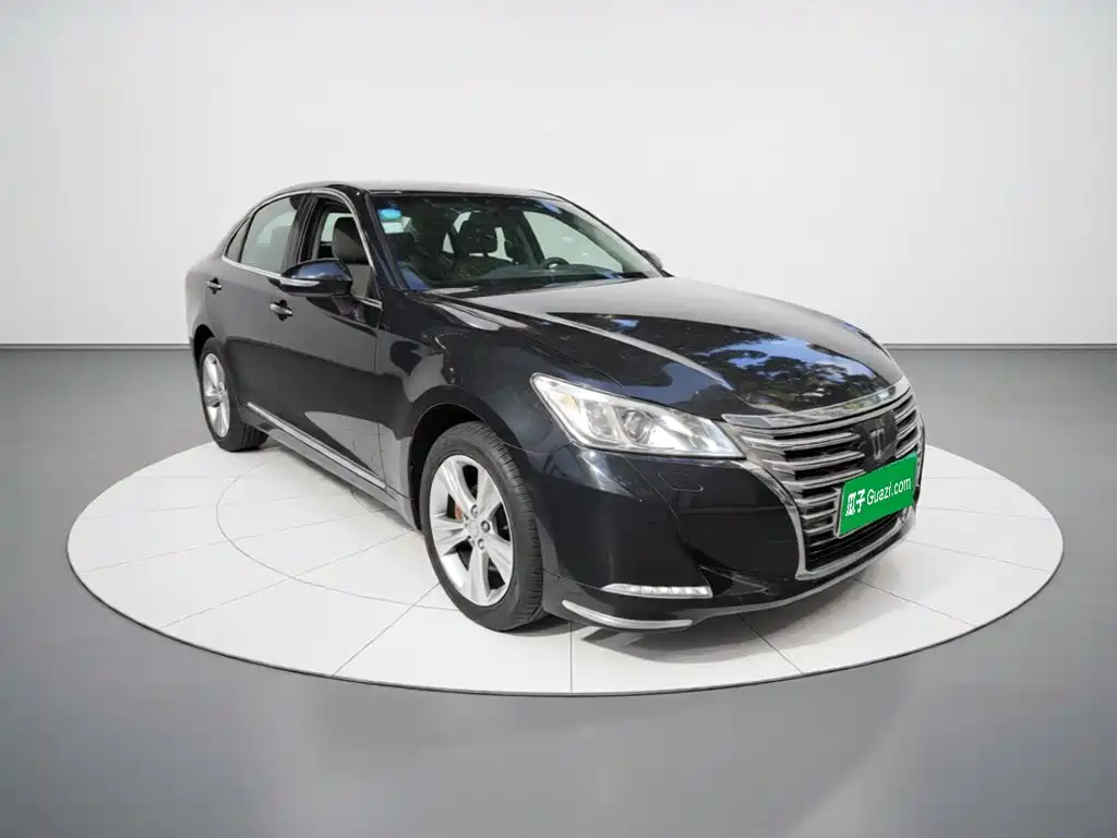 Toyota Crown — миниатюра 24