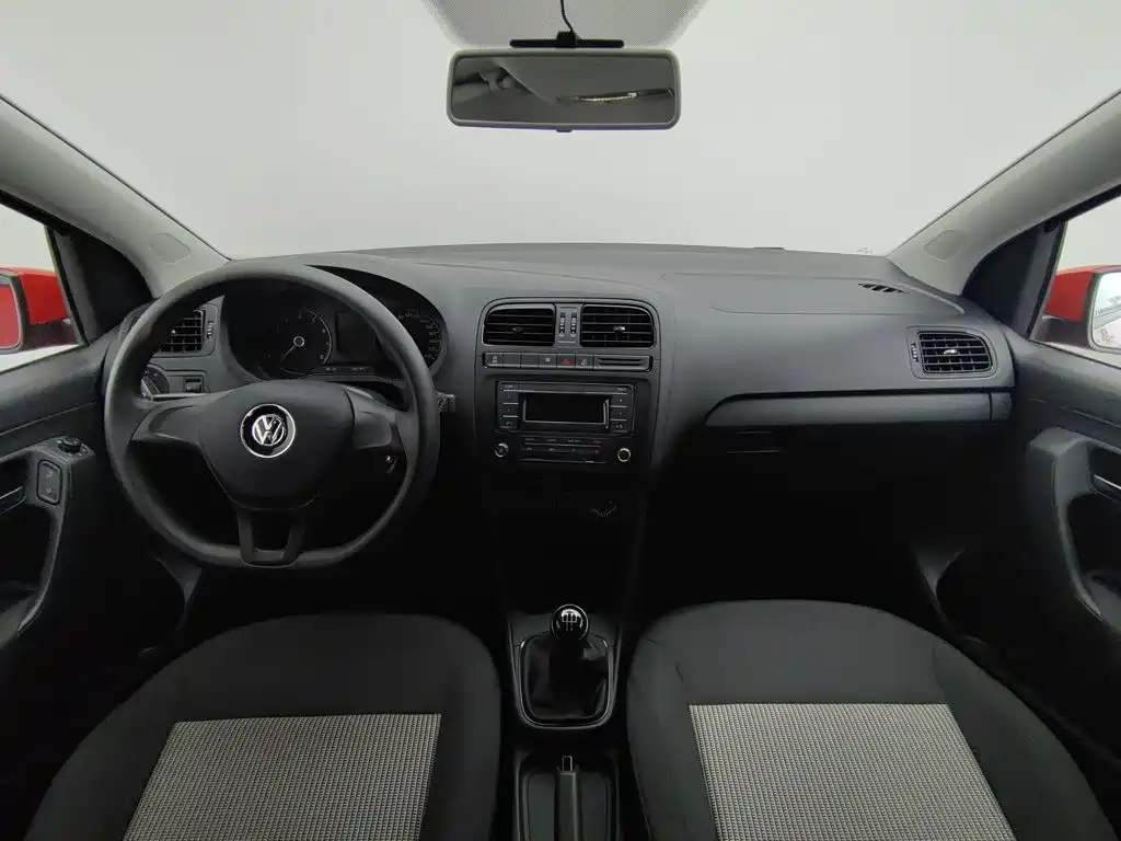 Volkswagen Polo — миниатюра 5