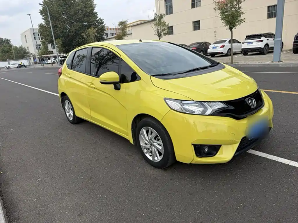 Honda Fit — миниатюра 24