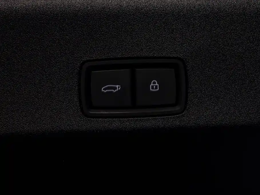 Li Auto Li MEGA — миниатюра 7