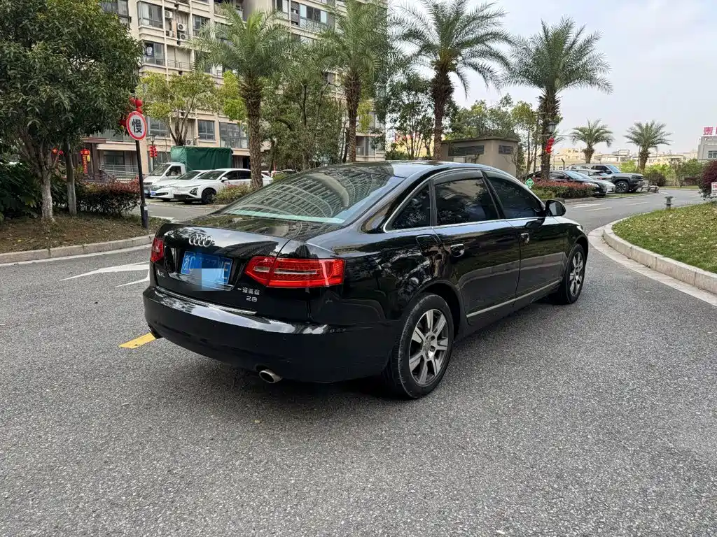 Audi A6L 2011 2.8 FSI Luxury