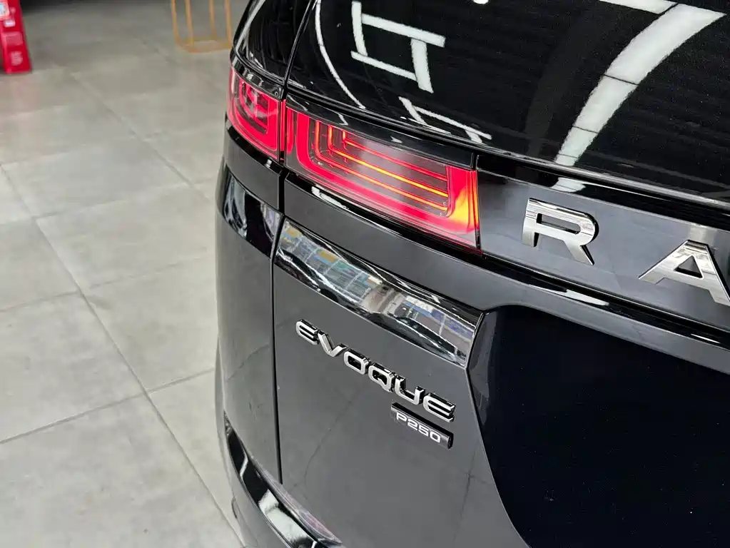 Land Rover Evoque — миниатюра 17