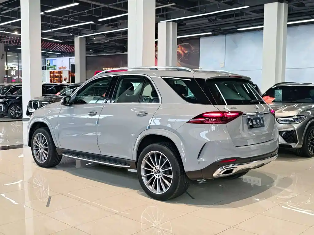 Mercedes-Benz GLE (Import) — миниатюра 20