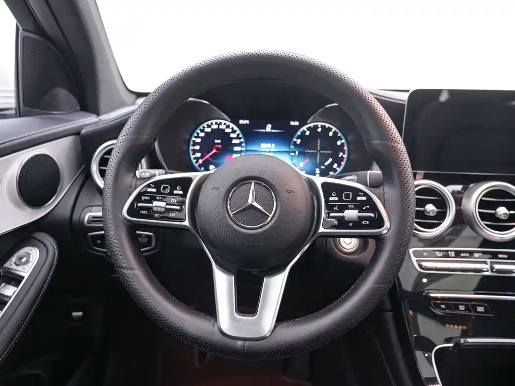 Mercedes-Benz GLC — миниатюра 17