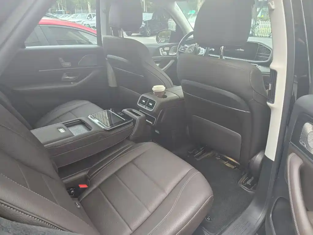 Mercedes-Benz GLE (Import) — миниатюра 5