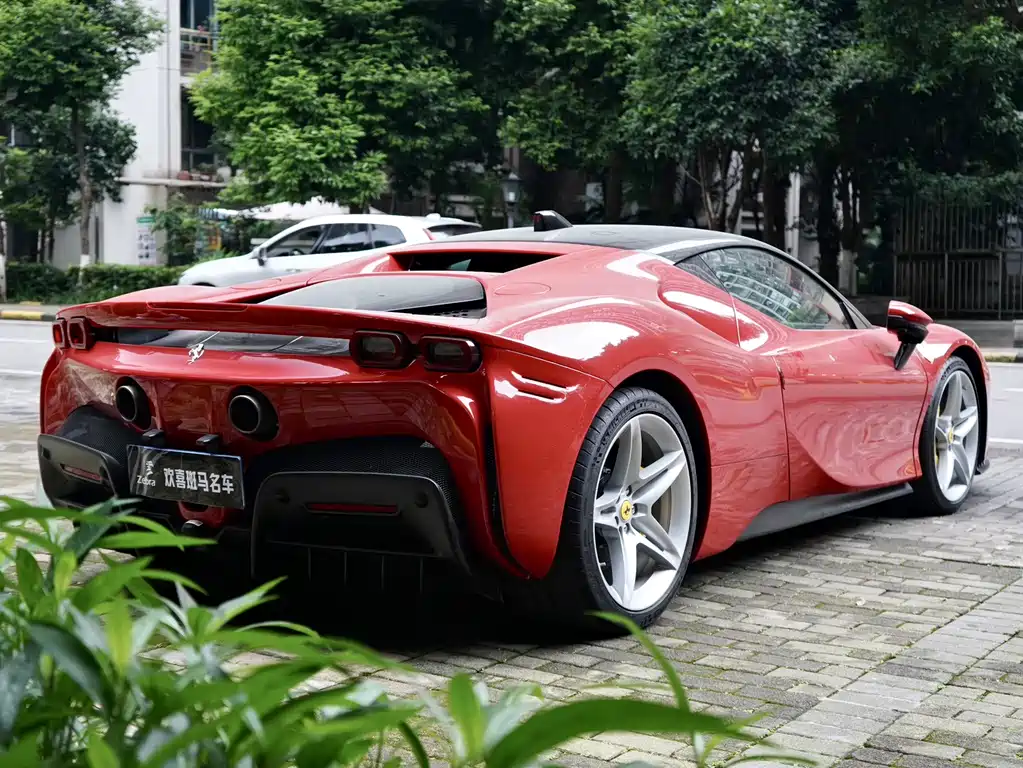 Ferrari SF90 2020 3.9T V8 Stradale
