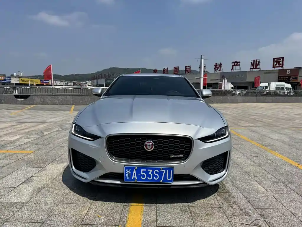 Jaguar XEL — миниатюра 2