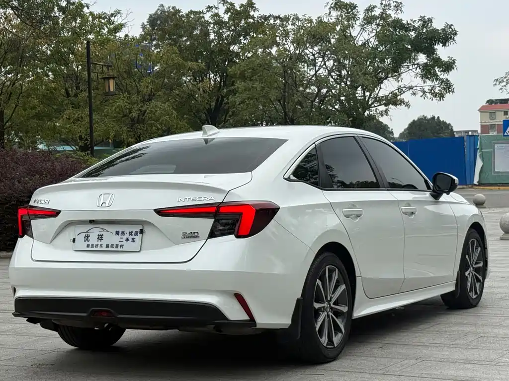 Honda Integra — миниатюра 15