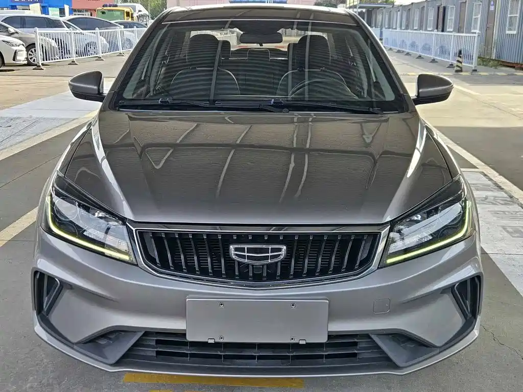 Geely Emgrand — миниатюра 5